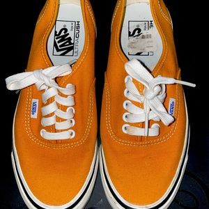 ᥡᥱᥣᥣ᥆ᥕ mᥙs𝗍ᥲrძ ᥣᥲᥴᥱ ᥙ⍴ ᥎ᥲᥒs • 𝙒𝙤𝙢𝙚𝙣’𝙨 𝙎𝙞𝙯𝙚 8.5